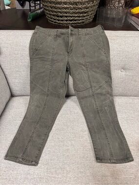 American Eagle Outfitters Olive Green Straight-Leg Utility Pants
